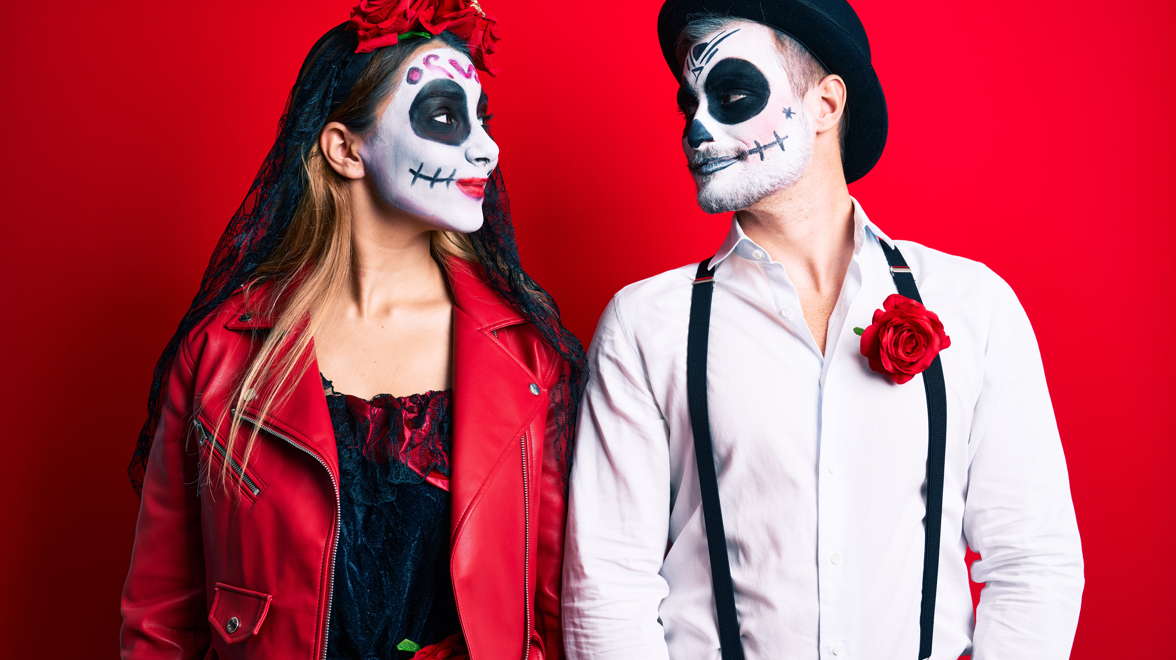 Matching Costumes For Couples On Halloween