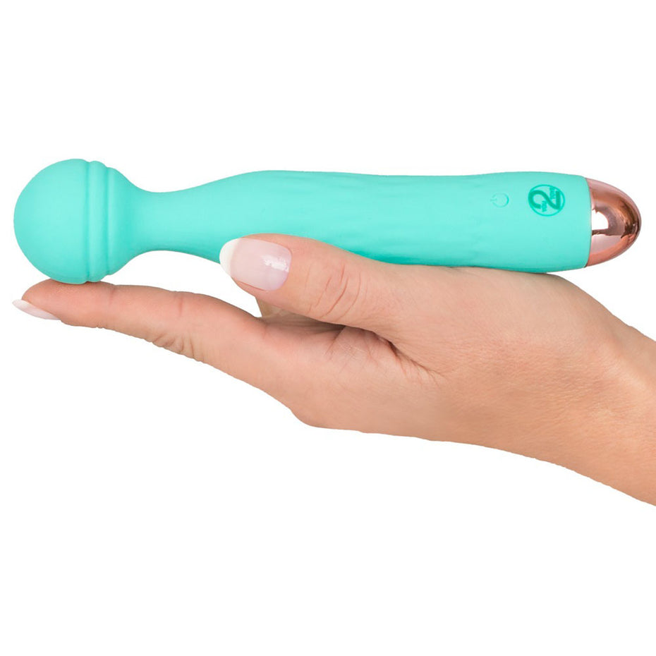 Green Rechargeable Mini Vibrator: Cuties Silk Touch.
