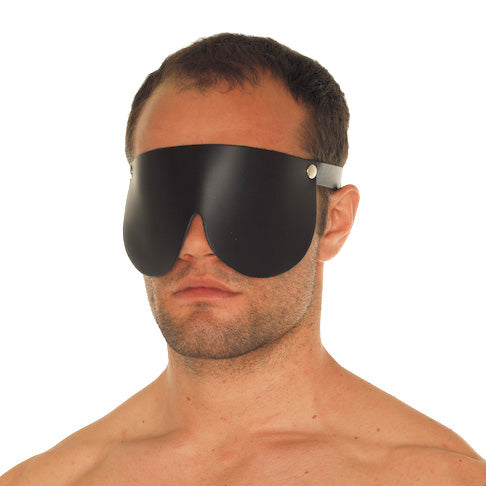 Blindfold made of leather.